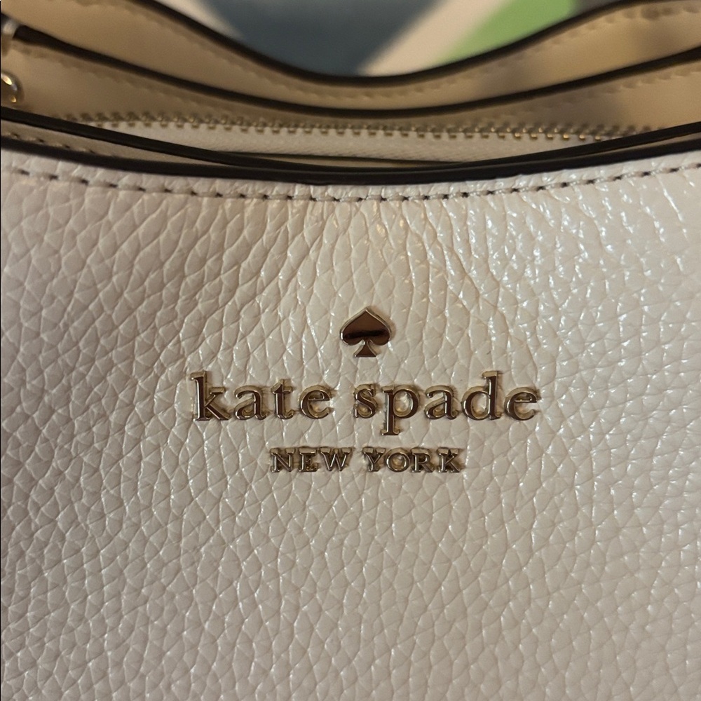 NWT Kate Spade Small Dumpling Satchel in Parchment - Picture 6 of 8